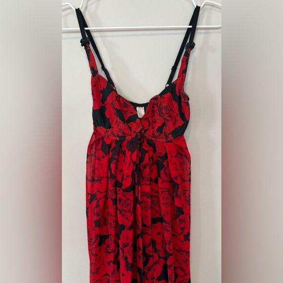 Victoria's Secret Black & Red Vintage with Floral Pattern Dress Size XS 2148 - Picture 3 of 8